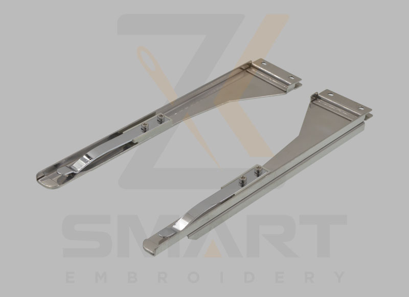 Kapinės vamzdinio rėmo lanko laikiklio rankos jungiamosios plokštės kairės ir dešinės pusės siuvinėjimo mašinos atsarginės dalys D020401