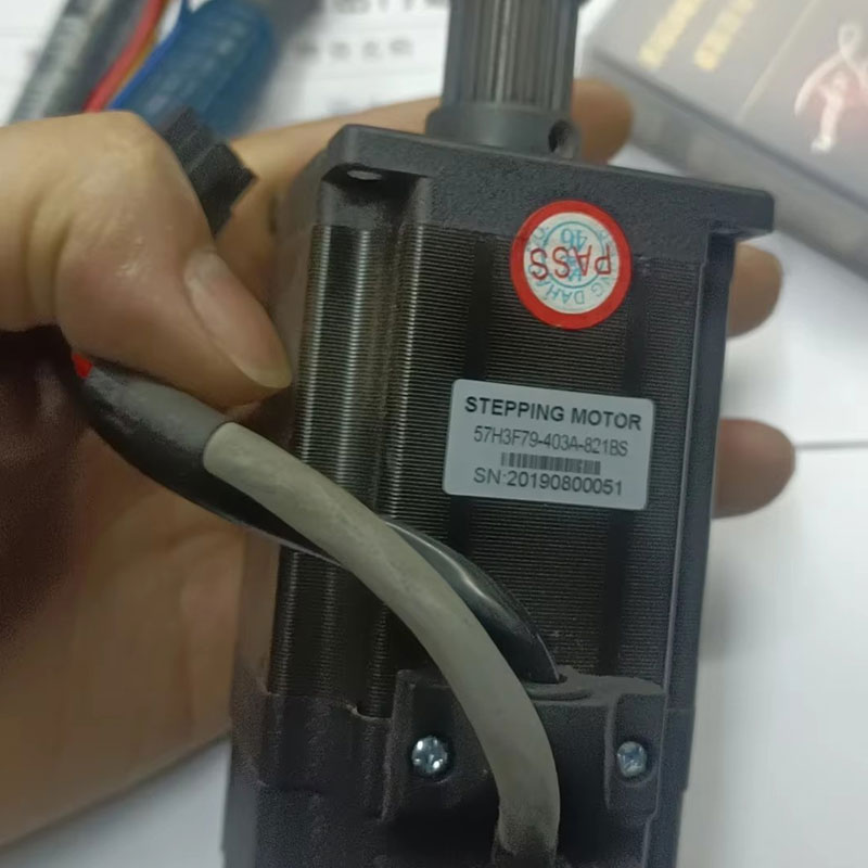 DAHAO variklis 57H3F79-403A-821BS uždaras posūkis A15 X ašis Kinijos siuvimo mašina EDH03-57H3F79-403A-821BS